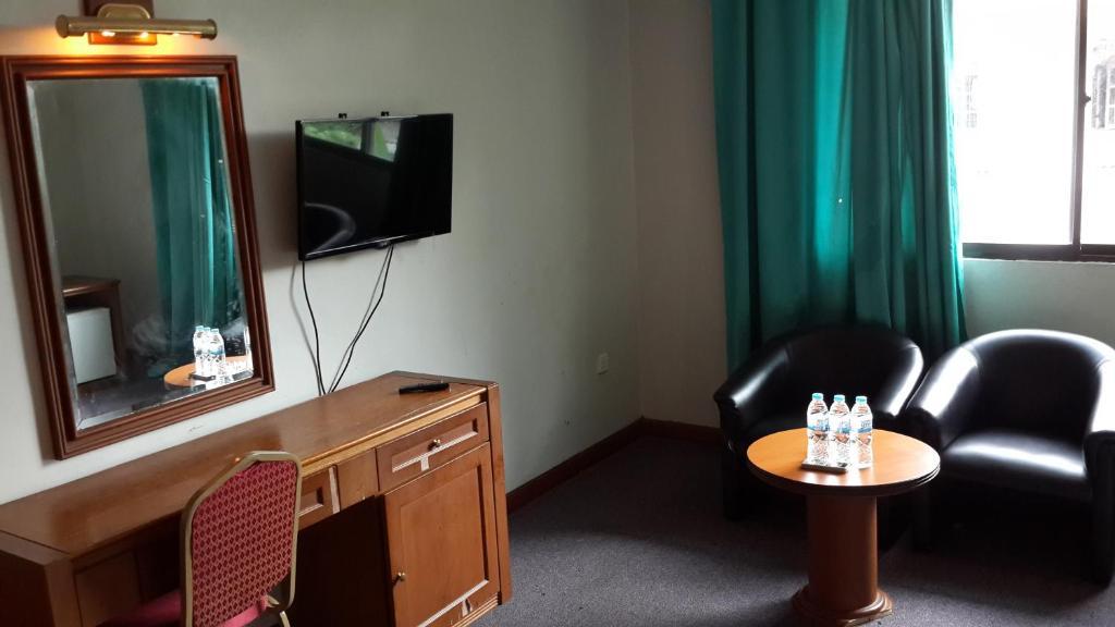 Marina Sentosa Hotel Batam Nagoya Exterior photo